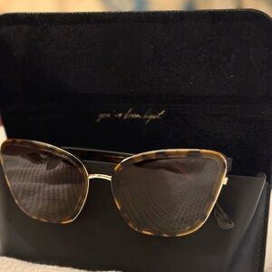 Sol Kyst Elegant Tortoise Shell Debra Sunglasses